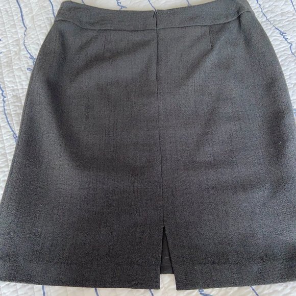 🎀 3 for $45 Fairweather Studio Steel Grey Skirt Fully Lined Sz8 EUC - Picture 3 of 7